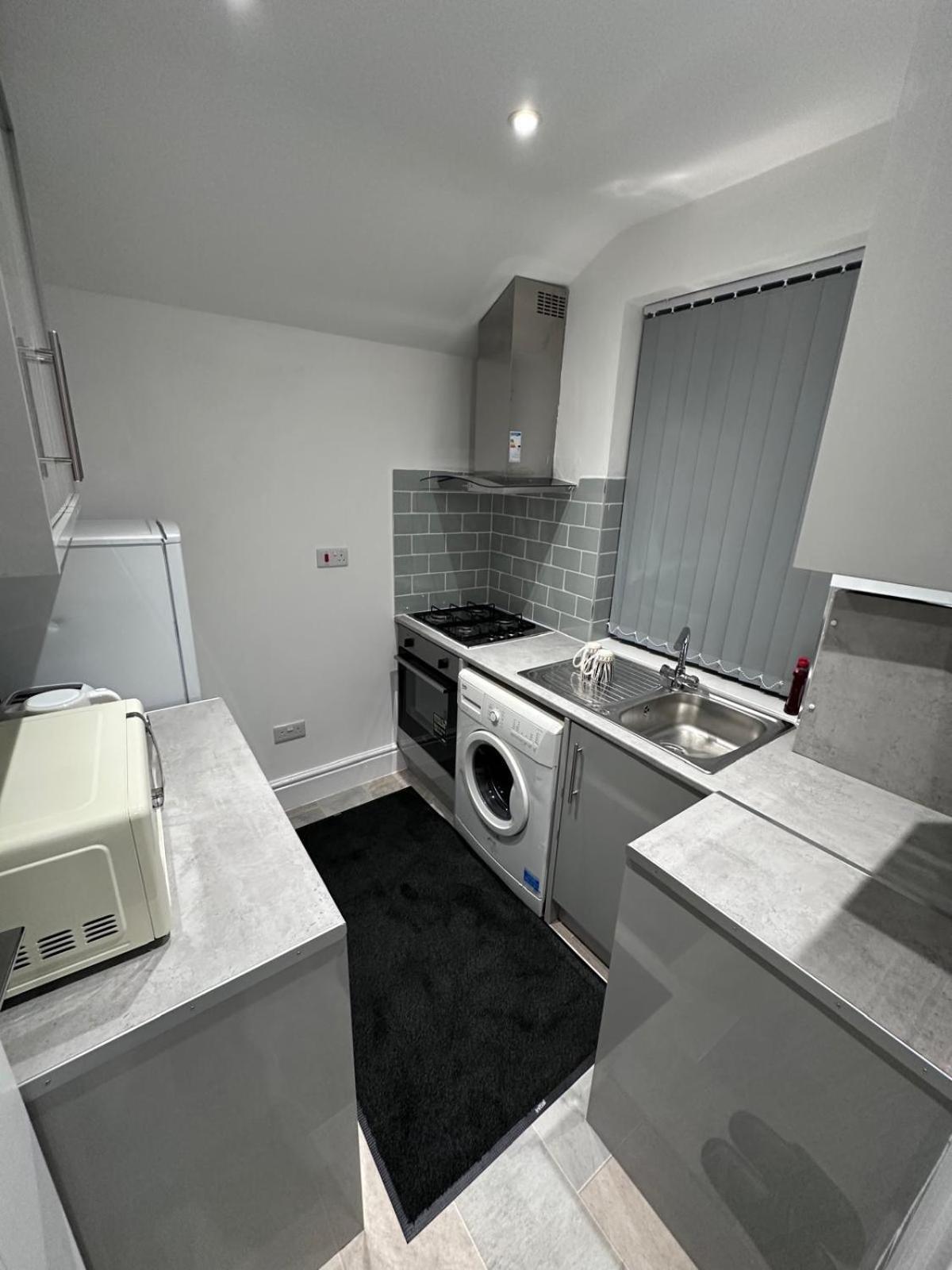 Modern Two-Bedroom Apartment マンチェスター エクステリア 写真